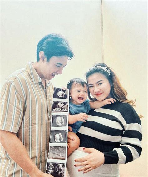 Hamil Anak Kedua Ini 6 Potret Felicya Angelista Pamer Babybump Kian Buncit