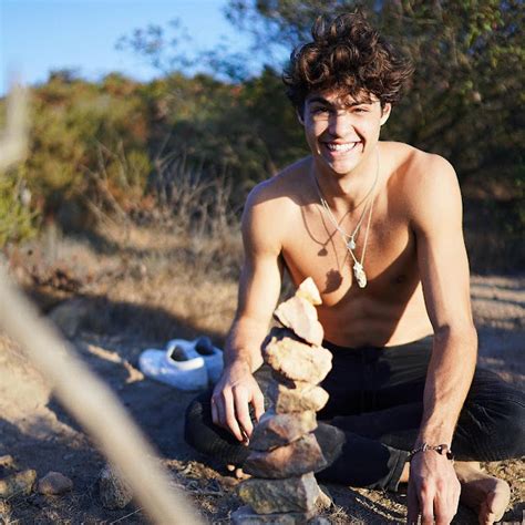 Alexissuperfans Shirtless Male Celebs Noah Centineo Hanging Out