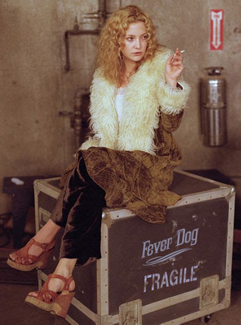 Kate Hudson As Penny Lane In Almost Famous Velvet Fur Coat S Famous Fashion Movie