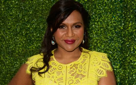 happy birthday mindy kaling the a wrinkle in time star talks ocean s 8 motherhood and advice