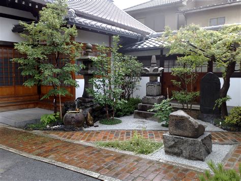 Det finns japansk lönnar för alla trädgårdar. Japanska trädgårdar, del 1 - Luna Eks trädgårdsblogg