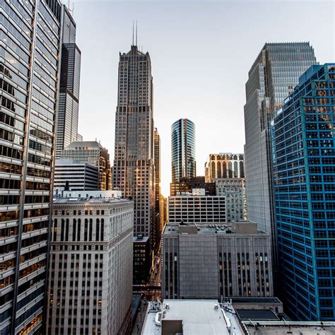 A soaring second city with culture to rival any metropolis. Business Investment in the Loop | Chicago Loop