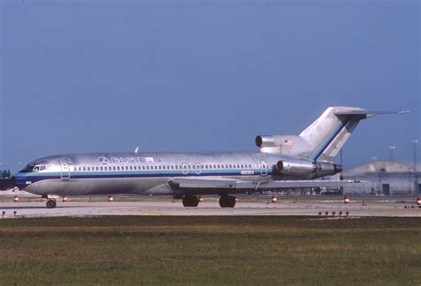 Eastern Airlines Boeing 727 225 N820ea May 1987 Aero Icarus Flickr