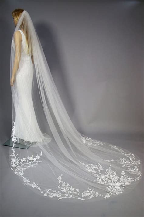Melbourne Wedding Veils Lace Veil Queenie Bridal Veils By Kim Alpha