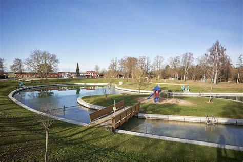 Das stadtgebiet besteht aus 42 bezirken, in denen sie die unterschiedlichsten häuser und wohnungen finden. Haunstetten - Siebenbrunn - Wohnbaugruppe Augsburg