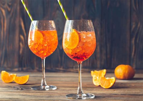Our Aperol Spritz Recipe For The Perfect Summer Sippingghkuk Virgin