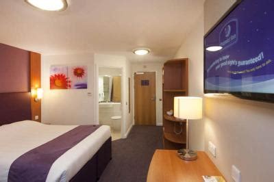 In fact, it's right across the street from the stratford international rail station as well as the dlr. Inn London Stratford, UK - Booking.com