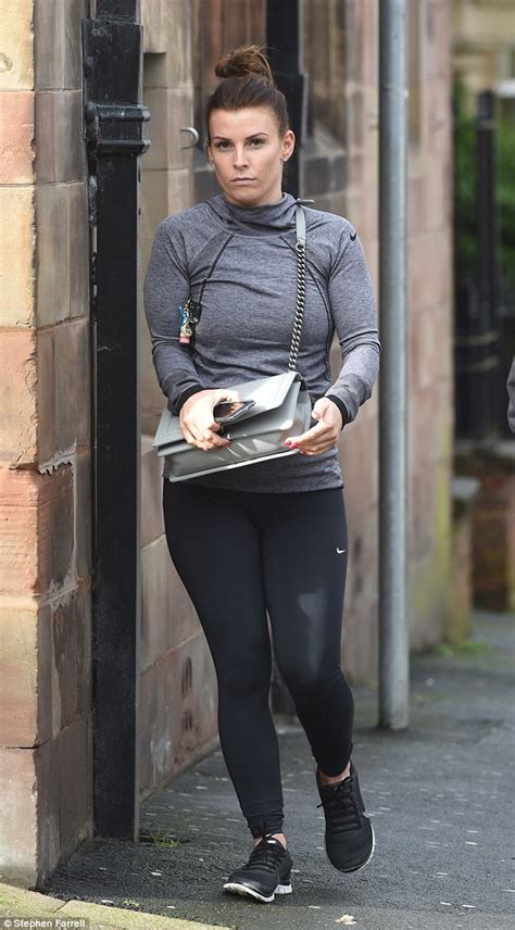 Coleen Rooney Shows Off Her Trim Figure In Tight Gym Wear Daily Mail Online