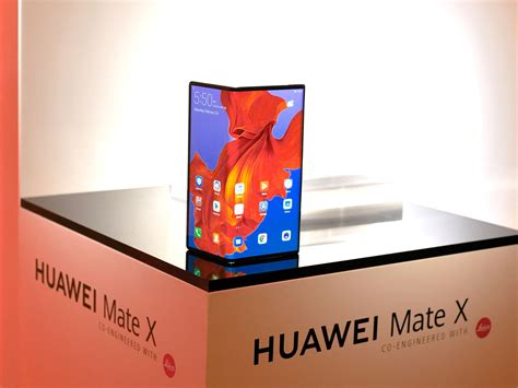 Huawei Mate X First Look Three Screen Modes Four Cameras And Five Gs