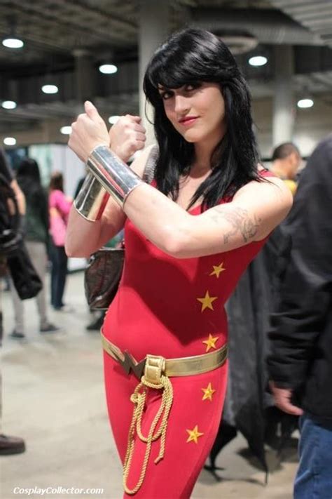 pin on donna troy cosplay