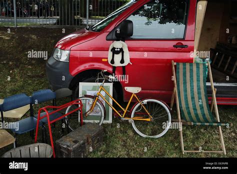 The Classic Car Boot Sale in london Stock Photo - Alamy