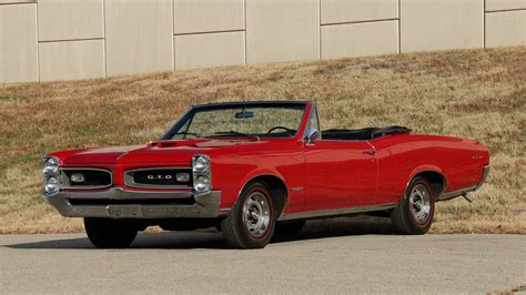 1966 Pontiac Gto Convertible For Sale At Auction Mecum Auctions