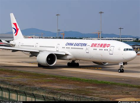 B 7367 China Eastern Airlines Boeing 777 39per Photo By Jay Cheung Id