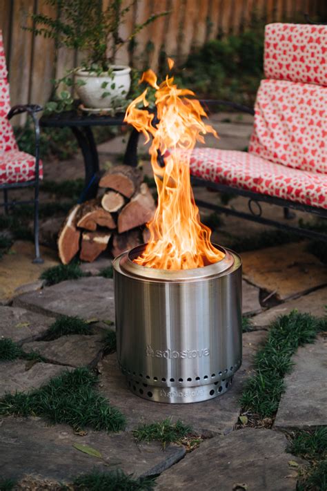 Solo stove bonfire fire pit with stand 304 stainless steel smokeless wood burning outdoor fire pit with carrying case great modern backyard fireplace for cooking camping and s'mores 4.8 out of 5 stars 1,062 The New Ranger Fire Pit Is Smokeless, Portable, & Will ...