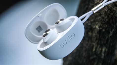 Sudio T2 Review A Better Tolv With Active Noise Cancellation