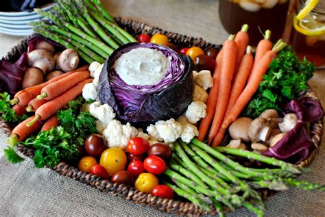 Simply Organic = Healthy and Delicious Ways to Dip! | Vegetable platter