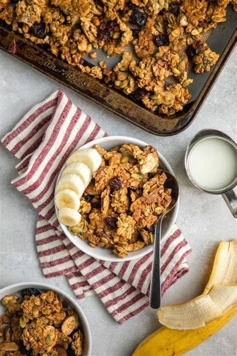 I am always looking for recipes that my diabetic husband can enjoy. Easy Vegan Granola | Recipe (With images) | Vegan granola ...
