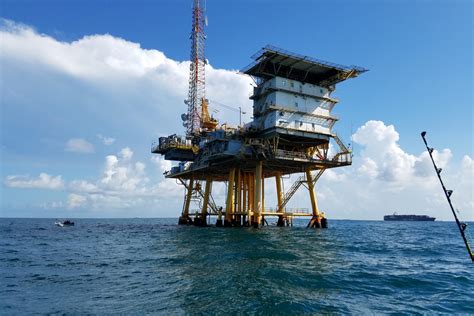 How To Go Oil Rig Fishing In The Gulf Of Mexico The Complete Guide