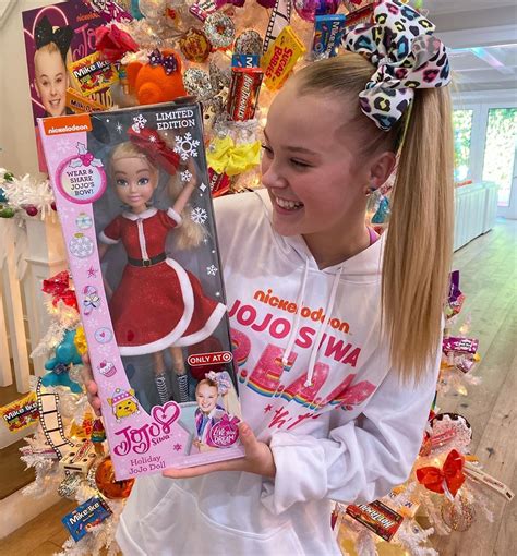Jojo Siwa On Instagram Yayy My New Holiday Line Is Available Right