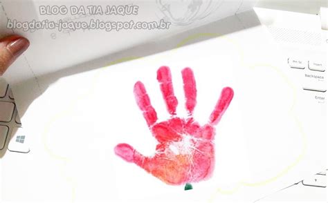 Cartão Para o Dia da Mulher Carimbo de Mãos