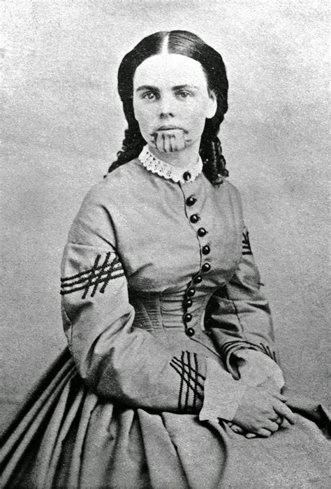 Rare Portraits Of Olive Oatman The Girl With The Tattooed Face From
