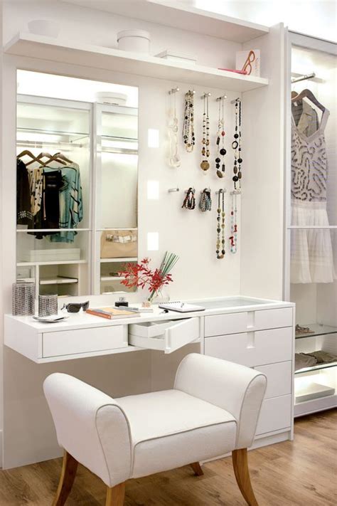 Whether you're looking to buy bedroom & makeup vanities online or get inspiration for your home, you'll find. 20 Best Makeup Vanities & Cases for Stylish Bedroom ...