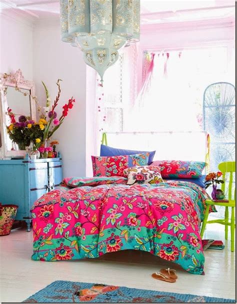 Check out our tips for creating your own bohemian retreat. Beautiful Boho Bedroom Decorating Ideas and Photos
