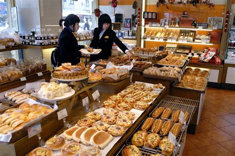 Bakery Chain Paris Baguette Sued for $217K In Unpaid Rent at NYC Shop ...
