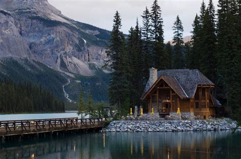 Emerald Lake Lodge Yoho National Park British Columbia Canada 600