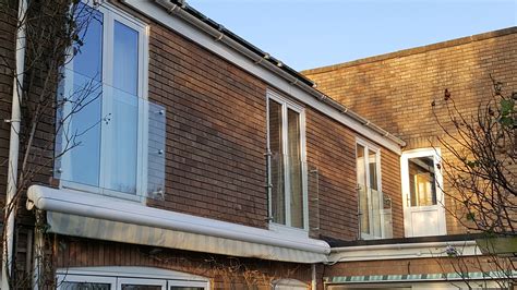 Low price and high quality juliet balconies in uk. Glass Juliette Balcony - Balustrade.Glass