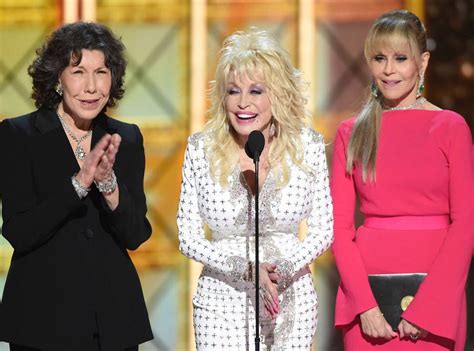 To Stars Jane Fonda Lily Tomlin Dolly Parton Reunited At The Emmys To The Delight Of