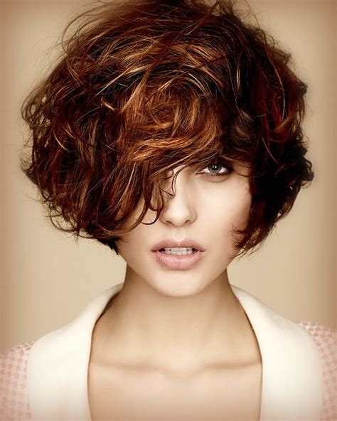 Short Bob Hairstyles And Haircuts For Women 2018 2019 Messy Short Brown