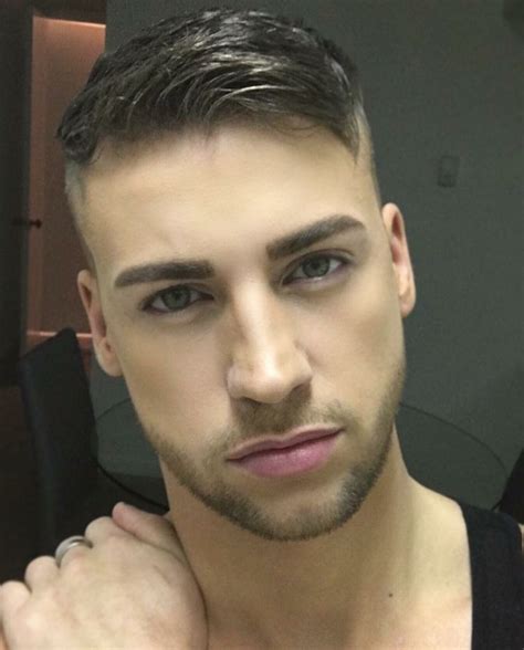 How do you choose the best haircut for a man? Perfect Eyebrows | Haircuts for men, Guys eyebrows, Mens ...