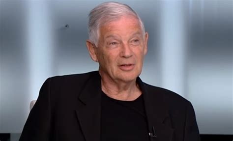 Tájékoztatjuk önöket, hogy karácsony gergely főpolgármester rudolf pétert bízta meg a vígszínház vezetésével 2021. Kirúgta a Vígszínház Marton Lászlót - Propeller