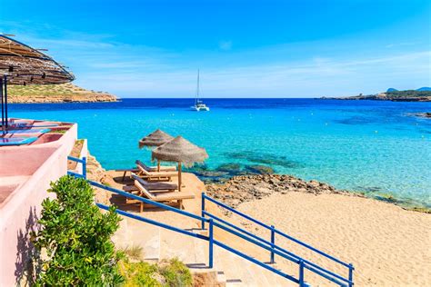 Visitare Ibiza una delle più belle isole del mondo