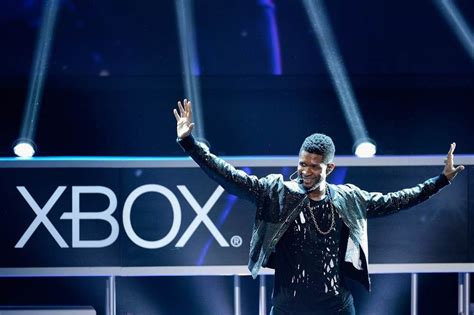 Usher Performs At The Microsoft Xbox News Conference For The