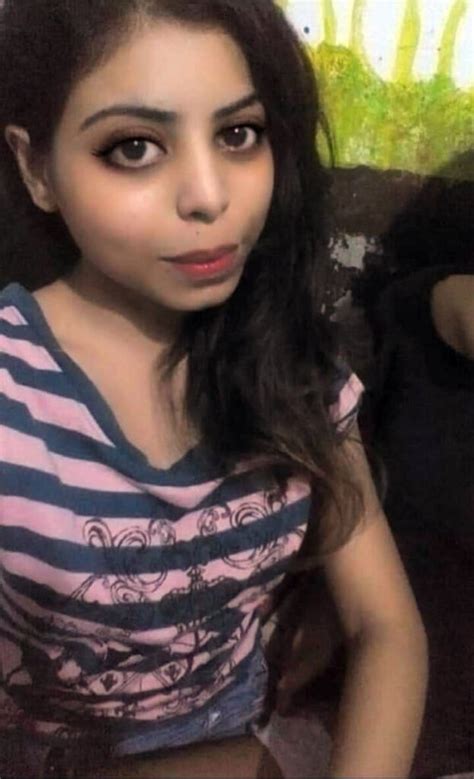 Indian Sexy Desi Teen Girl Selfie Pics Femalemms
