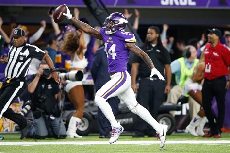 Stefon diggs' minneapolis miracle is unique in nfl history. Stefon Diggs Wallpaper Minneapolis Miracle | Bopeng Wall