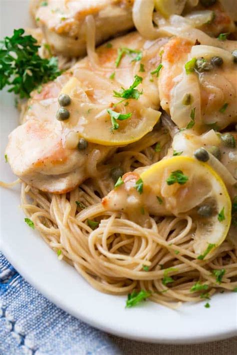 Bringing a homemade lunch to work is a surefire way to eat healthier and save a bunch of cash. healthy chicken piccata - Healthy Seasonal Recipes