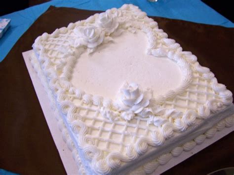 Quarter sheet cakes were on display at sam's club in bloomington monday. Image result for costco sheet cake decorated for wedding ...