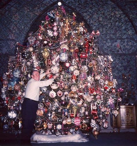 The Most Outrageous Christmas Tree In L A History Lamag Culture