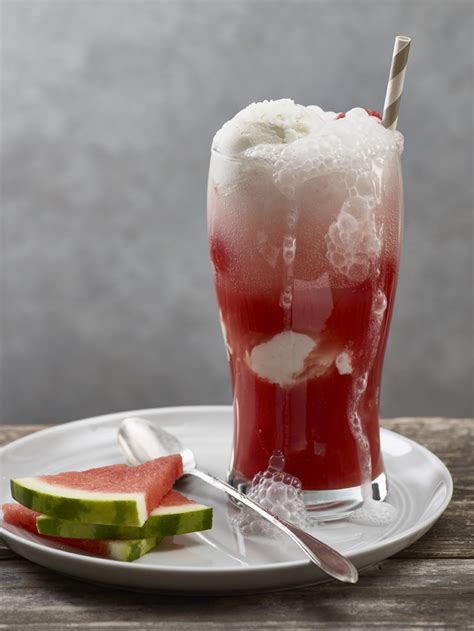 1.5l what's in the box : Watermelon Soda Float | Watermelon ice cream, Soda floats ...