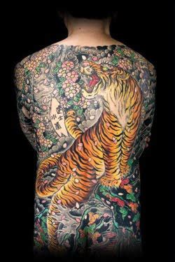 A yakuza tattoo bodysuit is private and commonly for yakuza eyes only. Galery Tattoos: Japanese Yakuza Mafia Tattoo Designs