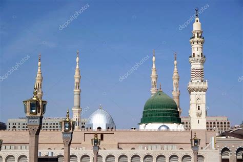 Nabawi Mosque Medina Saudi Arabia Stock Photo By ©ikurucan 64671291