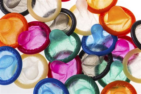 This Teens Have Invented A Condom That Changes Color When The User Has An Sti Bdcwire