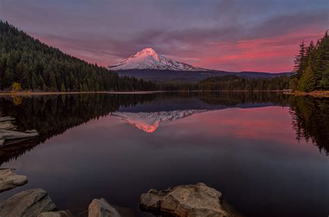 Beautiful Sunset Over Mt Hood Trillium Lake Oregon Pic By Cole