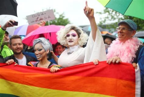 German Parliament Legalises Gay Marriage