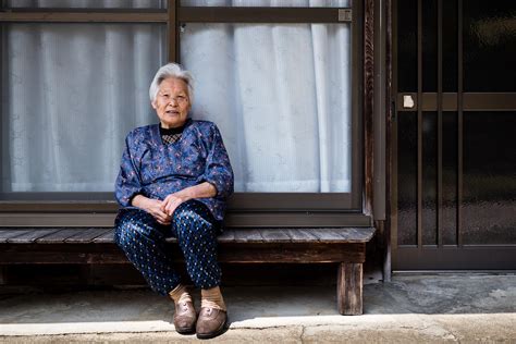 90 Year Old Japanese Widow Has No Friends Left So Sits On Her Porch Talking To Whomever Will