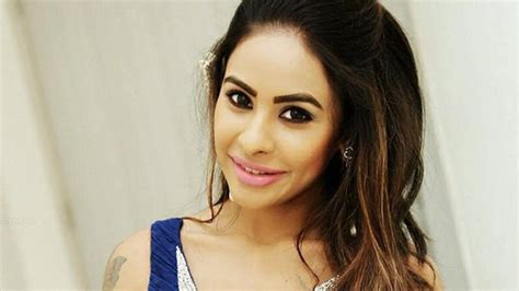 Victory For Sri Reddy Movie Artists Association Lifts The Ban On The Telugu Actress Bollywood