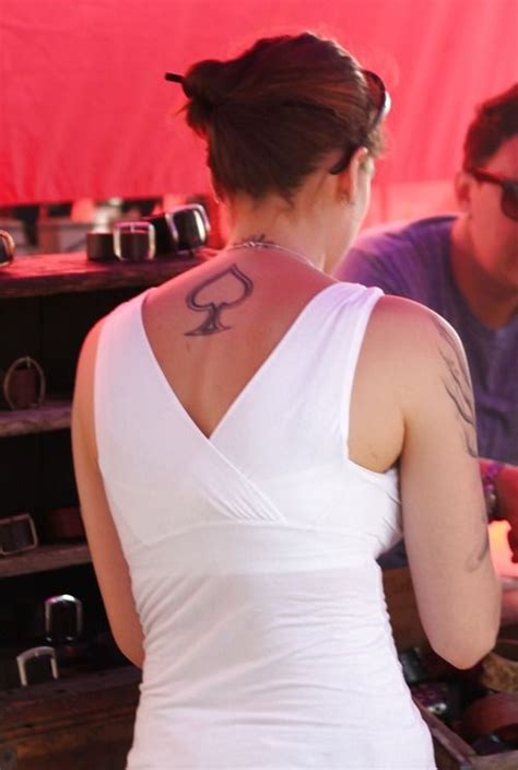 Nice Queen Of Spades Tattoo I Wonder If Hubby Knows What Means Queen Of